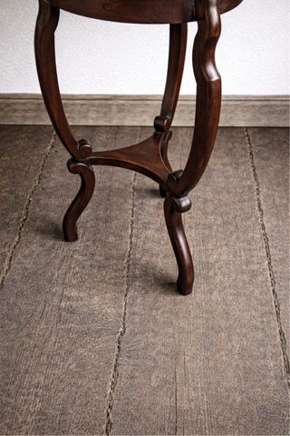 Mesita auxiliar de madera