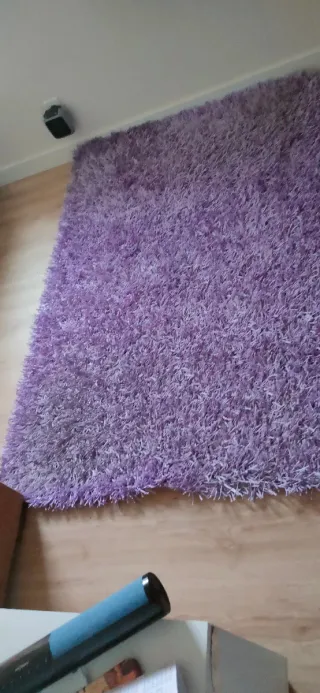 Alfombra púrpura de poliéster