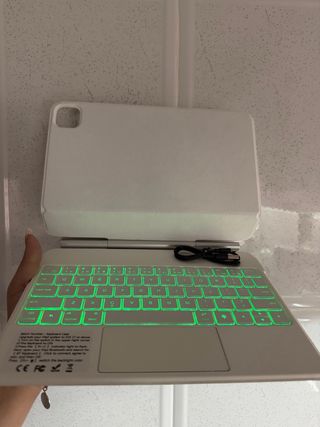 Funda Teclado Magnética iPad Pro 11