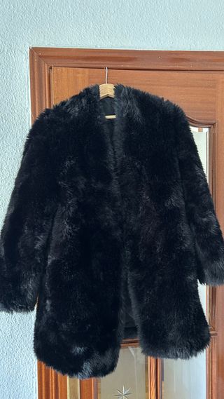 Abrigo pelo Mango negro mujer