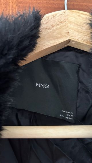 Abrigo pelo Mango negro mujer