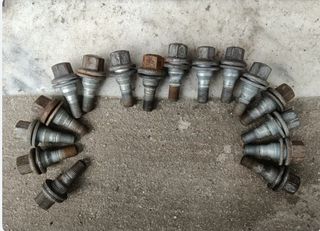 16 Parafusos Roda Peugeot Citroen