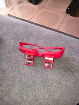 Occhiali da lettura prismatici