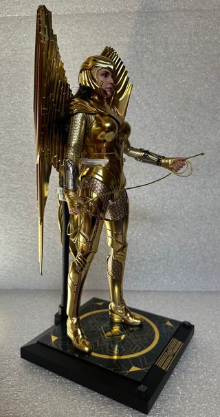 Figura 1/6 Wonder Woman 1984 Deluxe Hot Toys MMS57