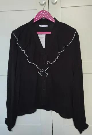 Camisa negra volantes talla S