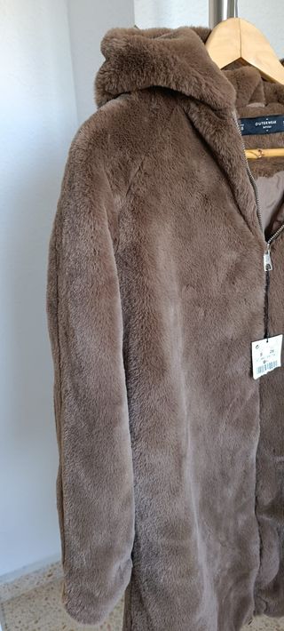 Abrigo de pelo nuevo sin estrenar y con etiquetas