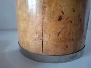 MESA DE BANDEJA AUXILIAR MADERA RAIZ - AÑOS 70