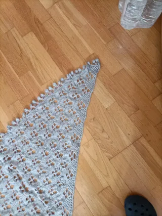 Bufanda de ganchillo hecha a mano