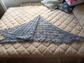 Bufanda de ganchillo hecha a mano