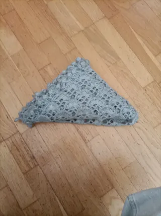 Bufanda de ganchillo hecha a mano