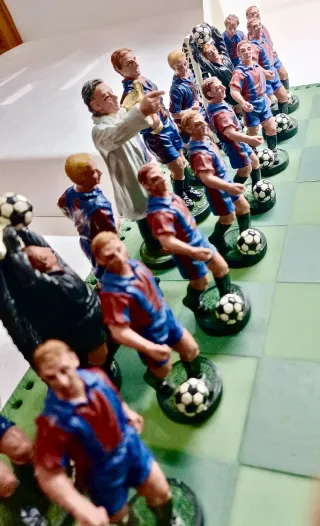 Collector’s Chess Set Real Madrid vs FC Barcelona
