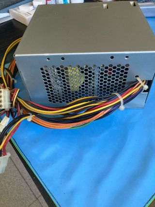 Fuente Alimentación PC 220V AC a 12V/5V DC