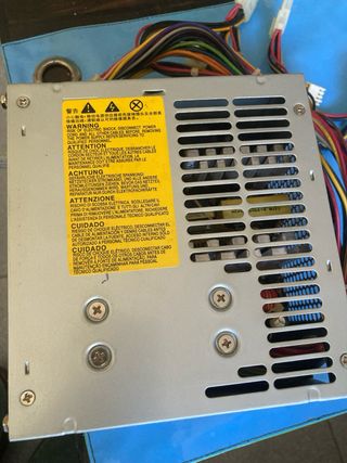 Fuente Alimentación PC 220V AC a 12V/5V DC