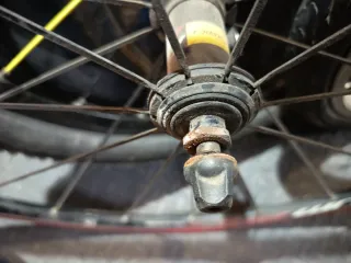 Rueda Mavic Aksium 700