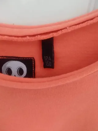 Camiseta salmon/coral con estampado de gorila