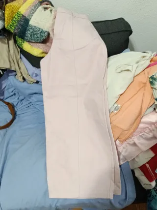 Conjunto chaleco y pantalón Lumina Fashion rosa.