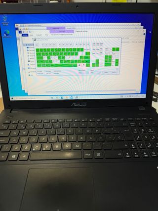 Portátil Asus F551M celeron / 8GB / 500GB HDD