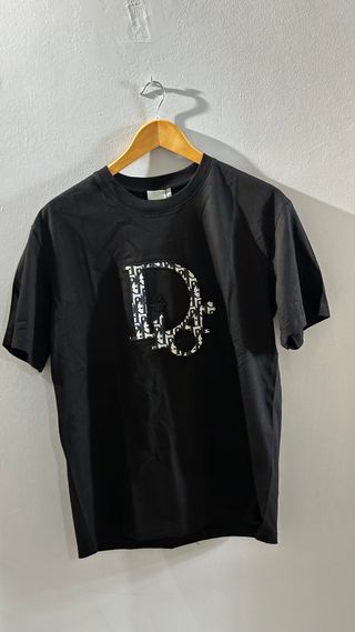 Camiseta Dior Negra Logo