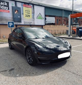 Tesla Model 3 long rang dual motor