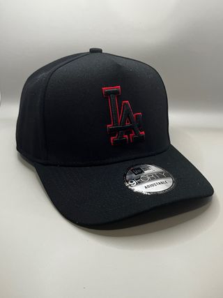 Gorra New Era 9FORTY LA A-Frame Negra Roja