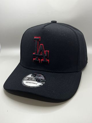 Gorra New Era 9FORTY LA A-Frame Negra Roja