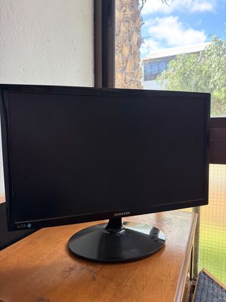 Pantalla Samsung LED Negra