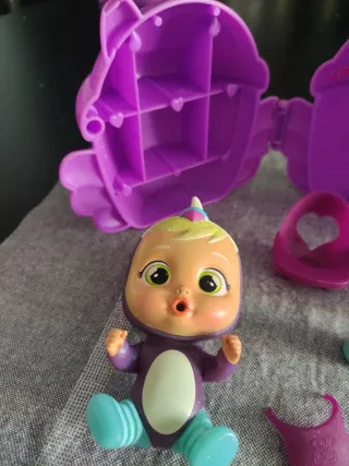 Bebé Llorón con Casita y Accesorios