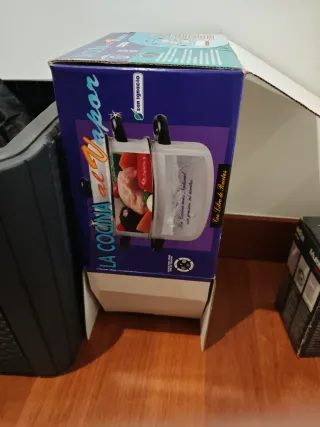 Vaporera de cocina blanca