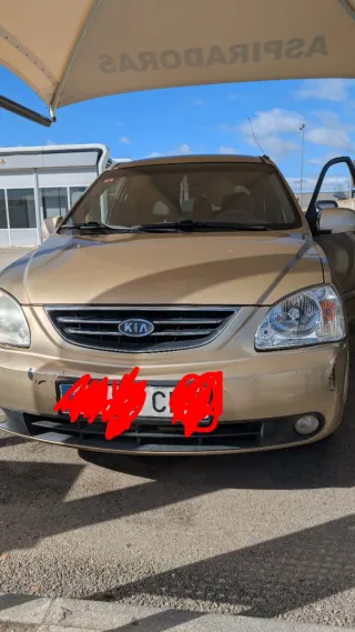 KIA Carens 2004