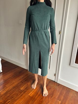 Vestido verde cuello alto Zara