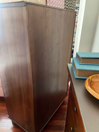 Estantería de madera