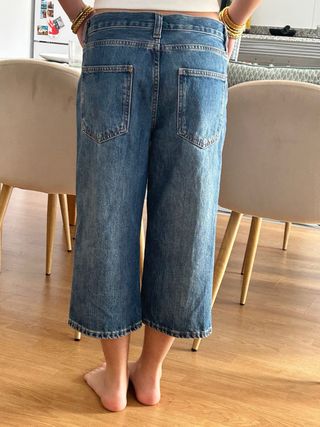 Vaqueros cropped/bermudas azules