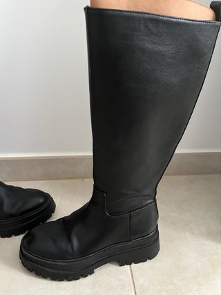 Botas altas negras talla 38