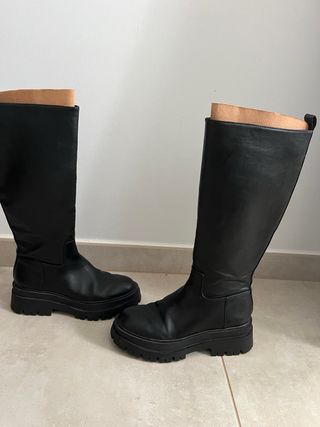Botas altas negras talla 38