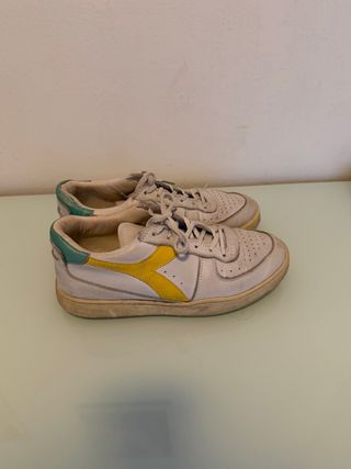 Diadora Sneakers Mujer Blancas y Amarillas