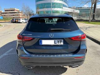 Mercedes-Benz GLA 200