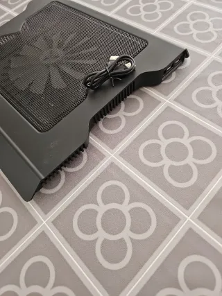 Base refrigeradora para portátil