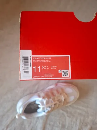 Zapatillas Nike Tech Hera