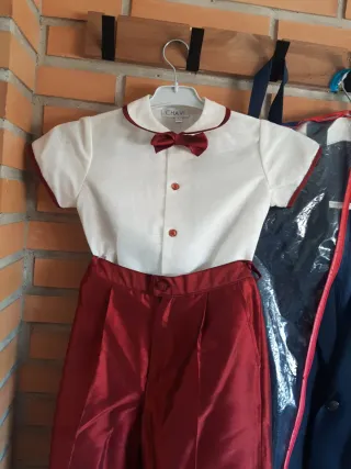 Traje Paje Eventos CHAVI Blanco y Rojo