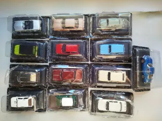 Coches de colección a escala