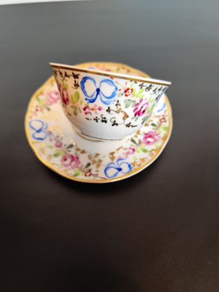 Chávena e pires Vista Alegre, (Made in Portugal).