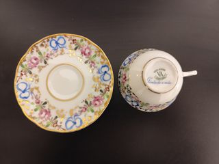 Chávena e pires Vista Alegre, (Made in Portugal).