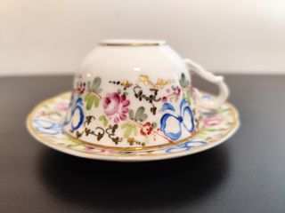 Chávena e pires Vista Alegre, (Made in Portugal).