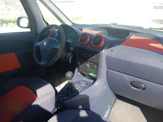 Peugeot 1007 2005