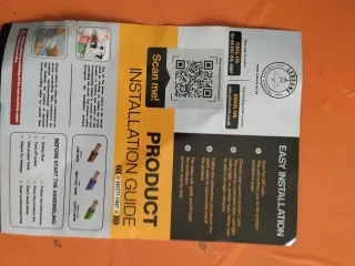 Lampada da tavolo LED gialla