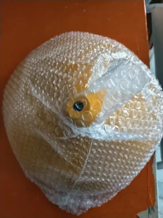 Lampada da tavolo LED gialla