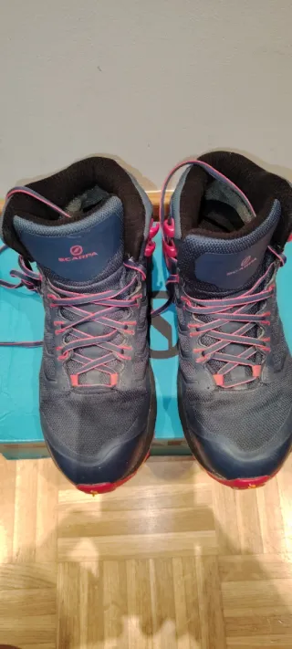 Botas Scarpa T 39 Nuevas