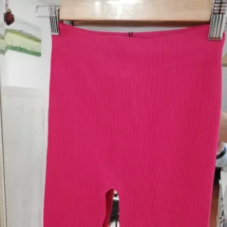 Leggings acanalados Zara fucsia sin estrenar