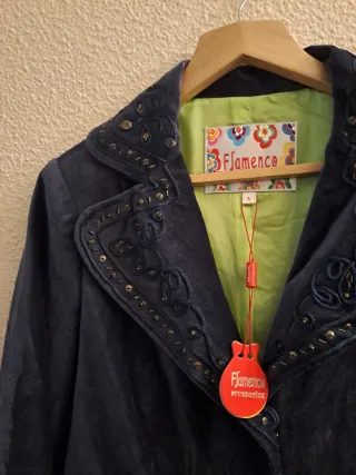 Abrigo Terciopelo Flamenco con Etiqueta