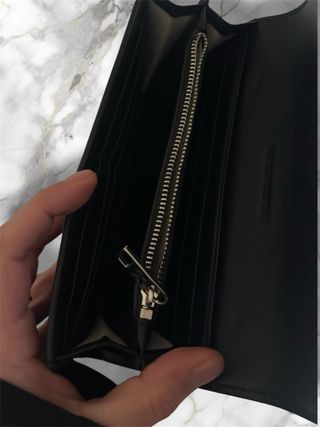 Cartera Karl Lagerfeld Negra y Gris